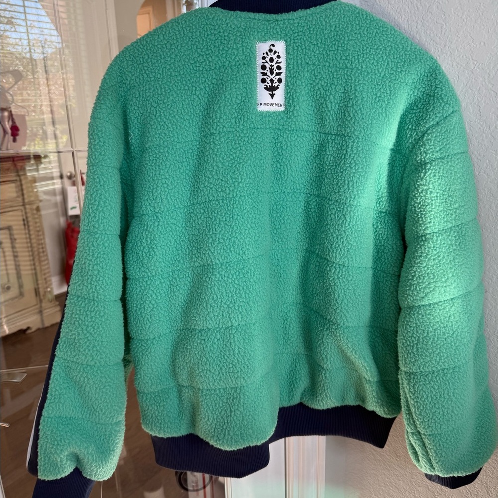 NWT Free People Movement Sherpa jacket - Picture 7 of 7